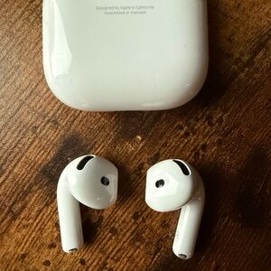 Apple AirPods 4 with ANC (Active Noise Cancellation)